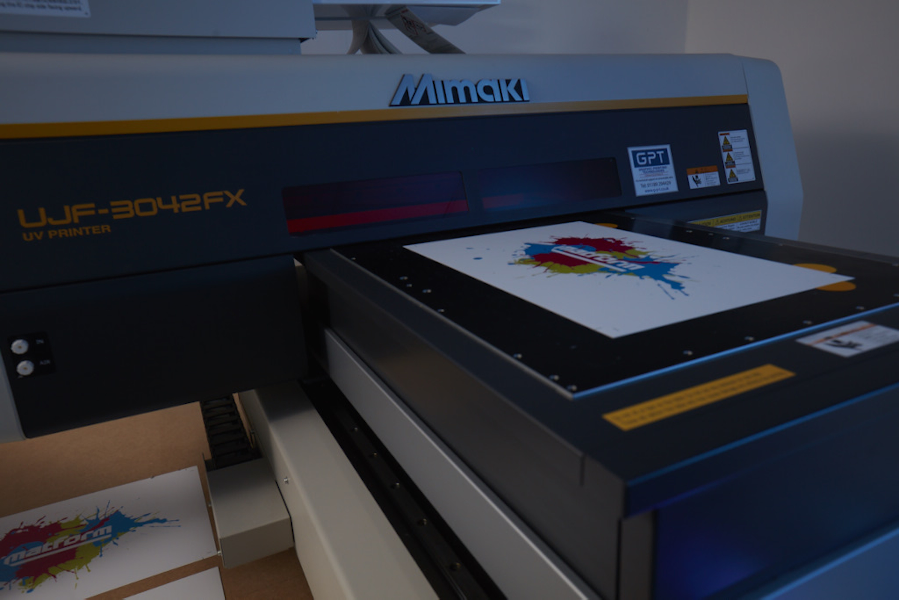 Silk screen printing labels. We provide screen printing stickers and all types of silk screen labels. Silk screen printing vinyl sticker printers.